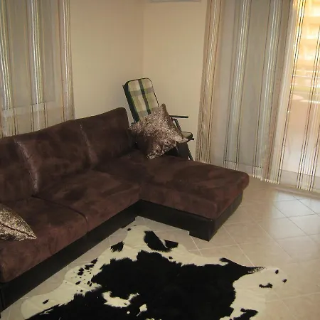 Appartement In 50 Meters From Sea